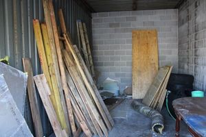 lot 154 image: Wood - building supplies