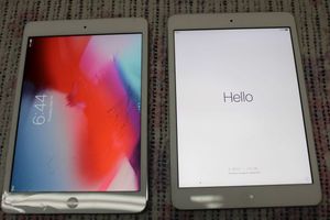 lot 124 image: (2) Apple iPads as is