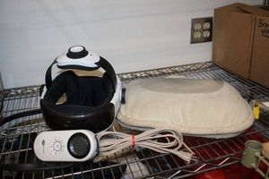 lot 85 image: Pure Therapy Head Messager and Neck messaging Pillow