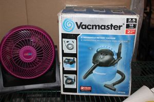 lot 127 image: Vacmaster wetdry Vac, 2.5 Gallon and small personal fan