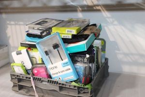 lot 144 image: Large Variety of Cell phone cases and Accessories