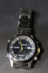 lot 233 image: Pulsar Multi-Functional Mens Watch