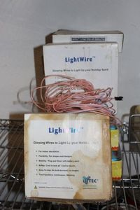 lot 162 image: Multiple Strands of Lights