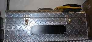 lot 182 image: Diamond Plate Tool box with contents