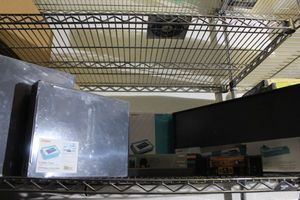 lot 194 image: Office organizers