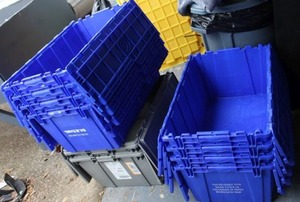 lot 204 image: Hinge Lid Totes 10 total