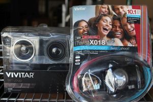 lot 257 image: Vivitar Digital 10.1 Megapixel Cameral and Vivitar Bluetooth Speaker both in original packaging