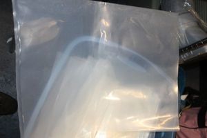 lot 275 image: Poly Bags 12x16