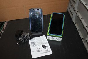 lot 283 image: Two Moto G Cell phones factory restored