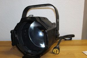lot 42 image: Source Four Part Spotlight, No Bulb