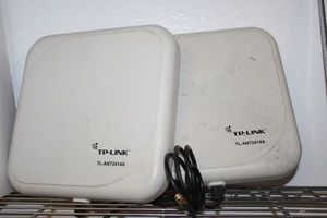 lot 66 image: Satellite TP Link Antenna