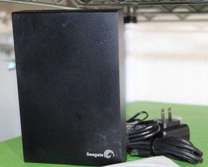 lot 104 image: Seagate External Desktop Hard Drive