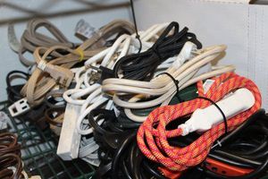 lot 186 image: Huge Quantity of Grounded  Extension Cords