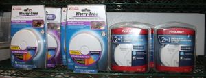 lot 190 image: Co2 and Smoke Detectors Quantity of 7 SIP