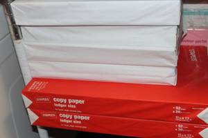 lot 261 image: CopyPrinter Paper 6 Reems Total, 2 are 11x17, 4 are 8.5x14