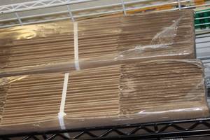 lot 287 image: Shipping Boxes, 2 Bundles 20x14x10 Each Bundle is Approximately 20 Boxes Each
