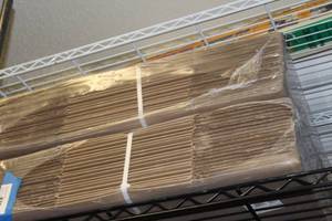 lot 289 image: Shipping Boxes 2 Bundles approximately 20x14x10