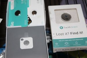 lot 226 image: Tile (gps locator) and Accessories