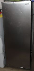 lot 273 image: Vissani Upright Commerical Freezer,  This is currently being used and will have a scheduled pick up