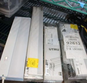 lot 317 image: 4 Utrusta Lights