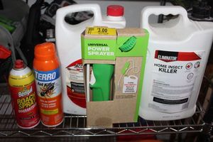 lot 337 image: Indoor and Outdoor Insect Killers