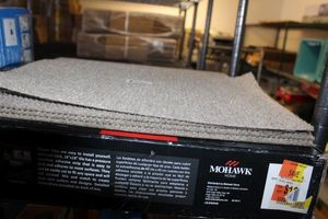 lot 342 image: 1 Box of Square Carpet Tiles