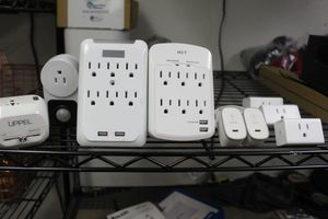 lot 386 image: Electronics Surge protector, Smart Plugs, UKUSA Multi Plug Adapter