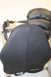 lot 442 image: Seek Now Auto Back Support and Head Cushion