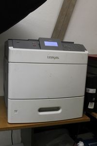 lot 447 image: Lexmart Printer and paper