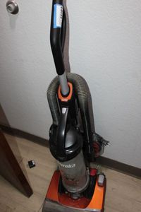 lot 454 image: Eureka Vacuum