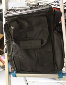 lot 498 image: Koolatron,Portable Electric Car Cooler Bag