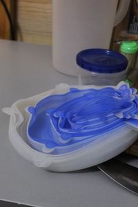 lot 431 image: Silicone Storage Lids in multiple sizes