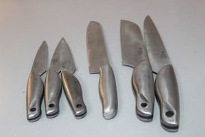 lot 468 image: Six Piece Kitchen Knife Set