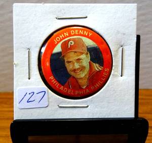 lot 127 image: 1984 Fun Foods Baseball Pins # 60 DAN PETRY