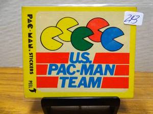 lot 243 image: 1980 Video Game Sticker - U.S. Pac-Man Team Rare With No Eyes Version #23 $$