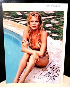 lot 264 image: LEGENDARY Kim Basinger 8x10 Autographed Photo $$$