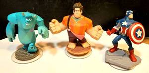 lot 266 image: Disney Infinity 2.0 Figures Originals Characters