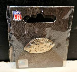 lot 283 image: OFFICIAL SUPERBOWL XLV COLLECTORS PIN ATT STADIUM