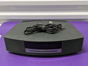 lot 1 image: BOSE Wave music system MODEL AWRCC1