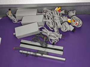 lot 11 image: Lot of 3 - Nintendo Wii Power Supply, Video Cable & Sensor Bar
