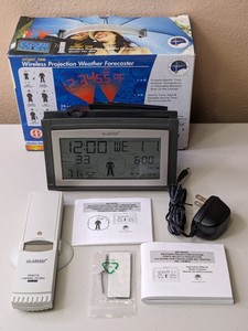 lot 31 image: La Crosse Technology WS-9520U Wireless Projection Forecast Station