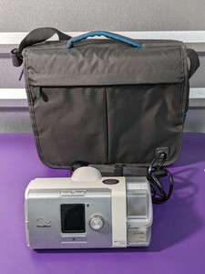 lot 37 image: ResMed AirCurve 10 VAUTO White w Bag