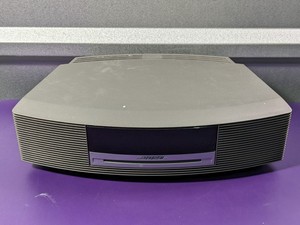 lot 77 image: BOSE Wave music system MODEL AWRCC1
