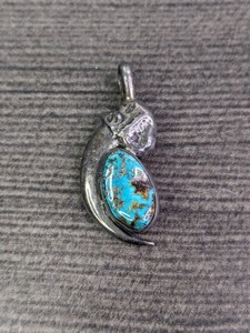 lot 109 image: Sterling Silver w Turquoise Necklace Pendant - 12.6grams