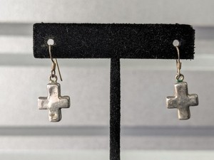 lot 267 image: Sterling Silver 925 Cross Earrings - 4.8grams