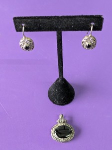 lot 279 image: Sterling Silver 925 Earrings w Black Stone  Matching Sterling Necklace Pendant w Black Stone - 10.3grams