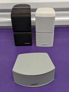 lot 305 image: 3 Bose Speakers Bundle