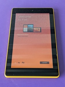 lot 213 image: Amazon Fire Tablet SR043KL