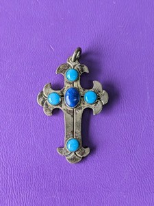 lot 264 image: Sterling Silver Cross Necklace Pendant - Marked RNS - 4.6grams