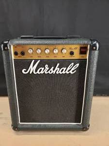 lot 76 image: Marshall Bass 12 Model 5501 Amp w Original Celestion G10L-35 Speaker